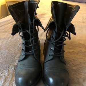 Torrid black boots